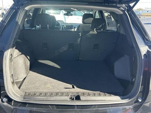 Used 2020 Chevrolet Equinox LS w/ LS Convenience Package image 9