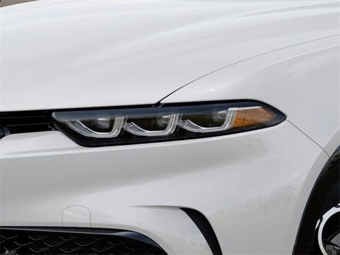 New 2025 Alfa Romeo Tonale image 6