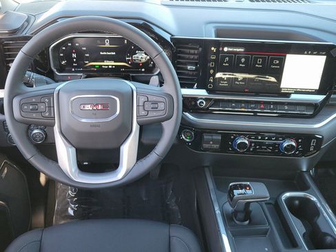 New 2026 GMC Sierra 1500 SLT w/ SLT Premium Package image 8