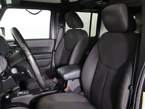 Used 2016 Jeep Wrangler Unlimited Sport w/ Quick Order Package 24S AWD/4WD image 21