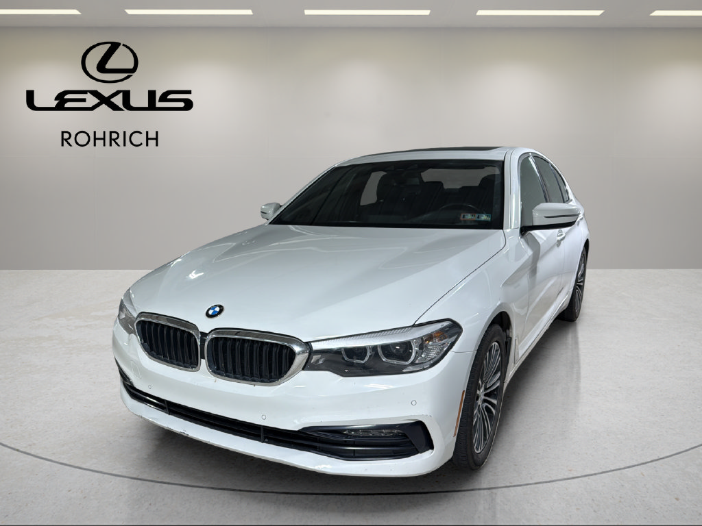 Used 2018 BMW 530i xDrive AWD/4WD image 1