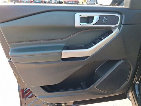 Used 2022 Ford Explorer Timberline image 12