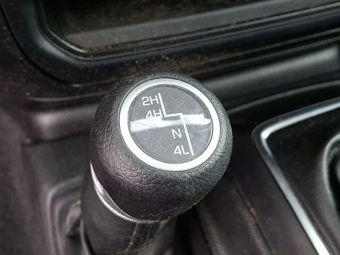 Used 2021 Jeep Gladiator Sport image 28