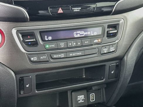 Used 2022 Honda Passport TrailSport image 14