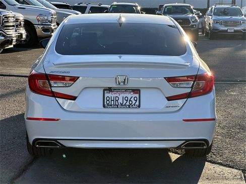 Used 2019 Honda Accord Sport image 5