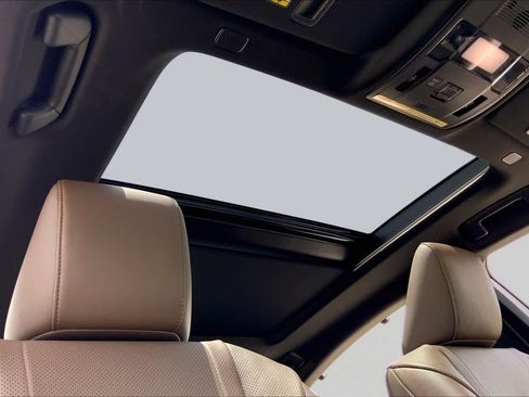 Used 2025 Lexus ES 350 Ultra Luxury FWD image 14