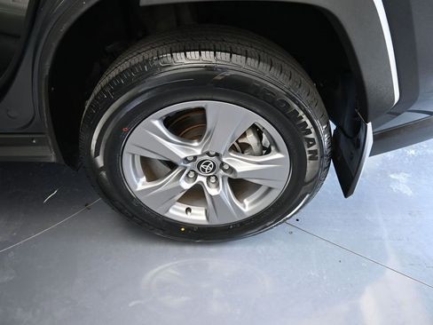 Certified 2022 Toyota RAV4 XLE image 22