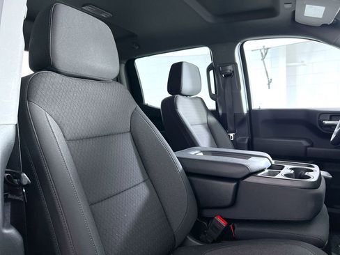 Used 2024 Chevrolet Silverado 1500 Custom image 25