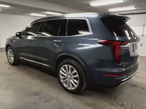 Certified 2021 Cadillac XT6 Premium Luxury image 6