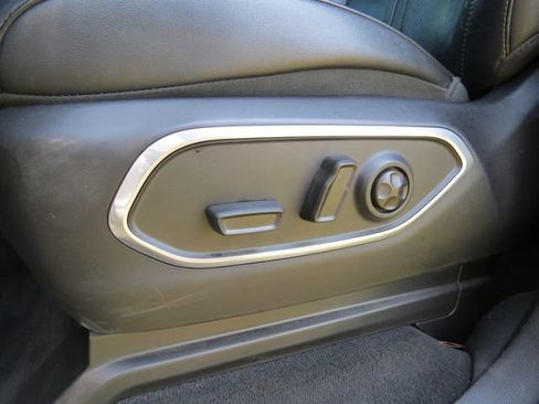 Used 2022 Jeep Wagoneer Series I RWD image 8