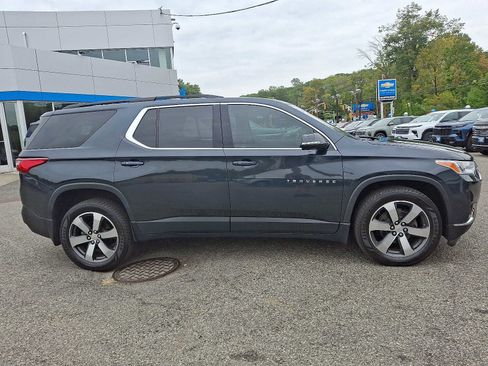 Certified 2020 Chevrolet Traverse LT w/ LT Premium Package image 7