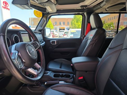 Used 2020 Jeep Wrangler Unlimited Rubicon w/ Quick Order Package 28Y Recon AWD/4WD image 2