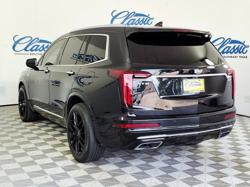 Used 2023 Cadillac XT6 Luxury FWD image 2