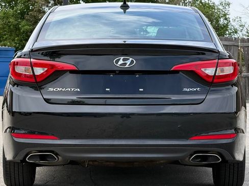 Used 2017 Hyundai Sonata Sport w/ Value Edition Package 02 FWD image 4