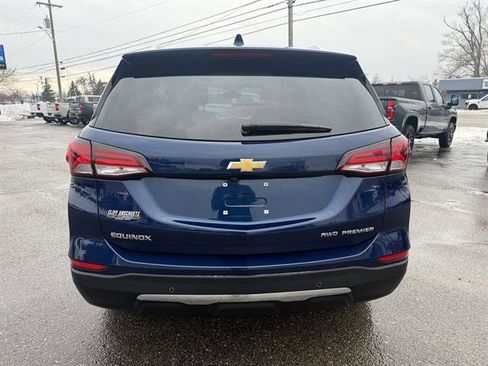 Used 2023 Chevrolet Equinox Premier image 5