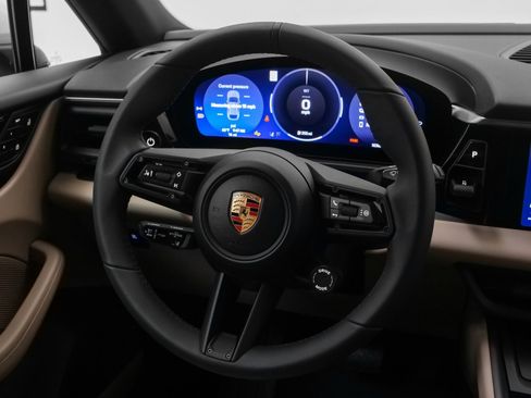 Used 2025 Porsche Macan Electric image 29