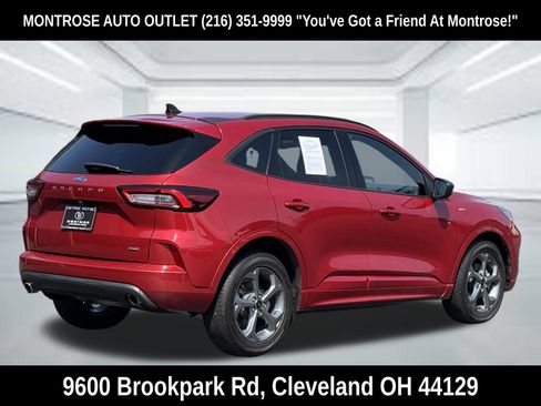 Used 2023 Ford Escape ST-Line w/ Equipment Group 301A FWD image 4