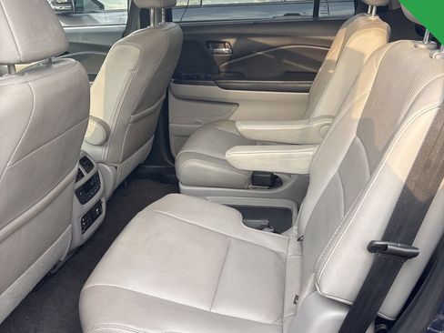Used 2016 Honda Pilot Elite image 18