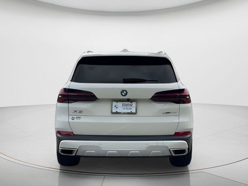 Used 2024 BMW X5 sDrive40i w/ Parking Assistance Package image 4