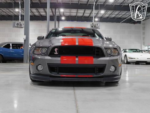 Used 2014 Ford Mustang Shelby GT500 w/ Equipment Group 821A image 30