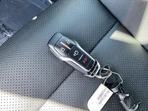 Used 2017 Ford Mustang GT Premium w/ Equipment Group 401A RWD image 11