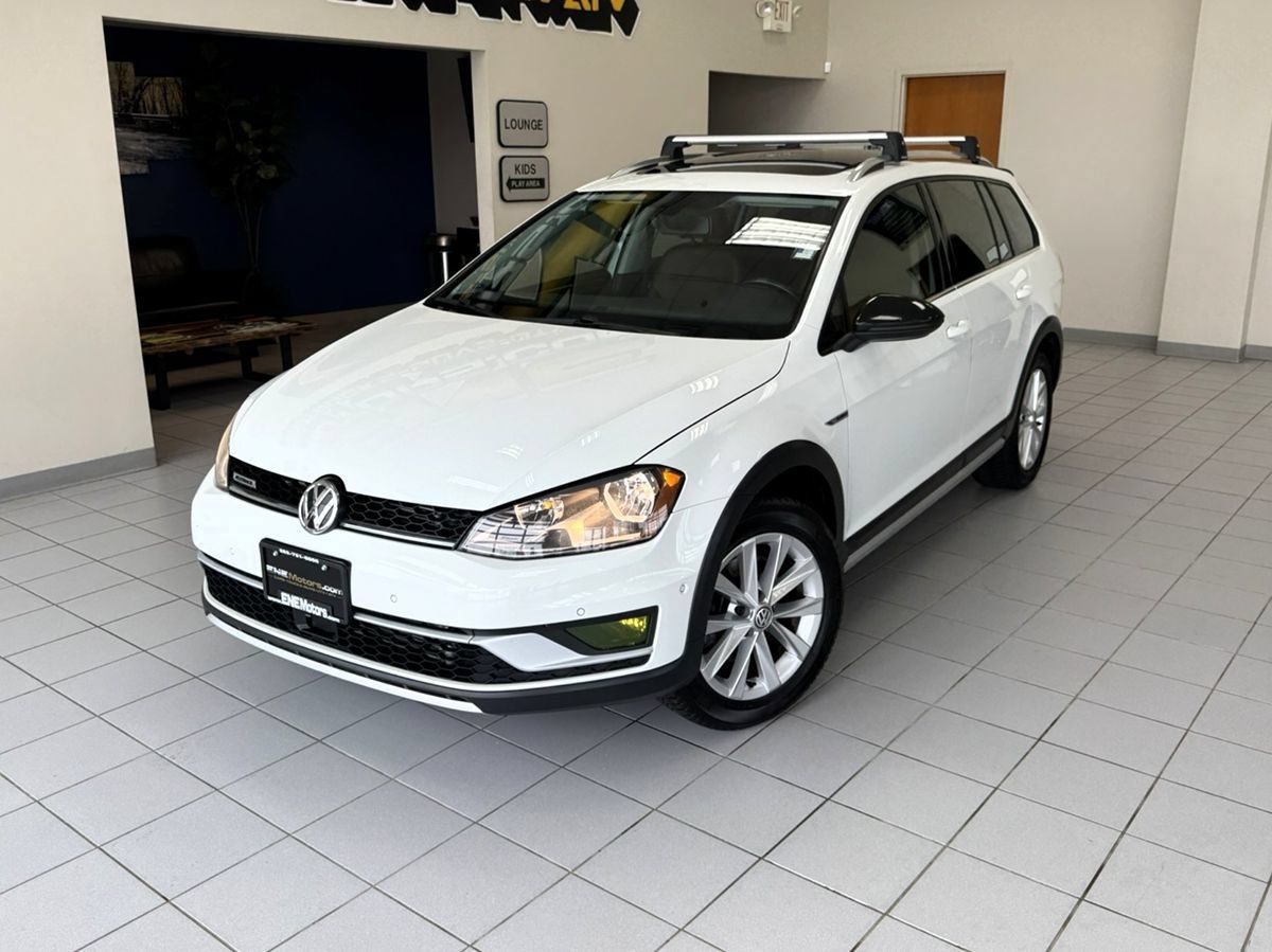 Used 2017 Volkswagen Golf Alltrack SE AWD/4WD image 55