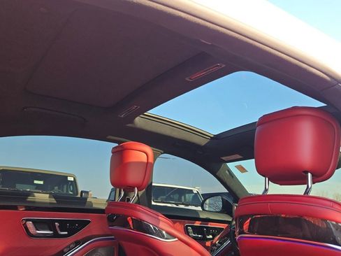 Used 2022 Mercedes-Benz S 580 4MATIC Sedan image 10