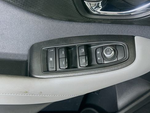 Used 2025 Subaru Outback Premium w/ Popular Package #1A AWD/4WD image 15