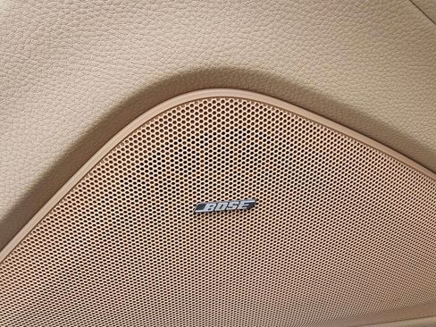 Used 2012 Porsche Panamera image 18