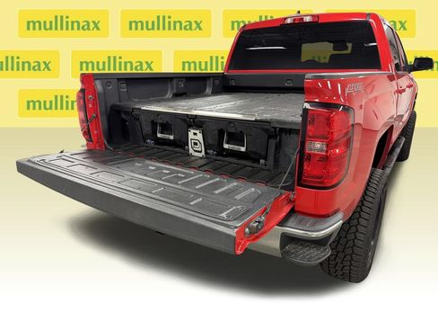 Used 2017 Chevrolet Silverado 1500 LT AWD/4WD image 16