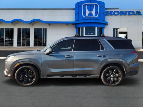 Used 2023 Hyundai Palisade XRT FWD image 3