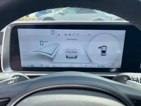 Certified 2024 Hyundai Ioniq 6 SE RWD image 16