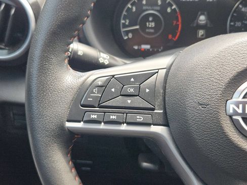 Used 2023 Nissan Kicks SR w/ SR Premium Package FWD image 21