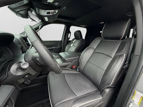New 2026 RAM 3500 Limited AWD/4WD image 18