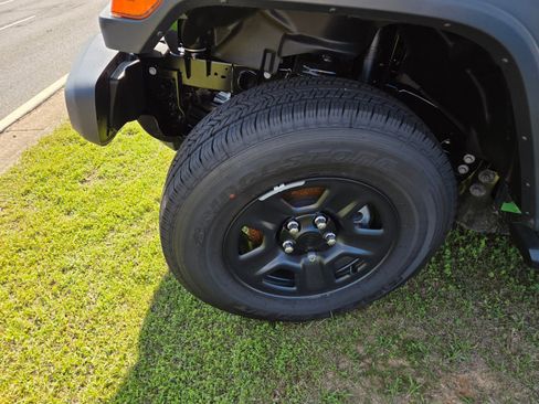 New 2026 Jeep Gladiator Sport image 2