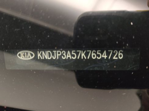Used 2019 Kia Soul + FWD image 33
