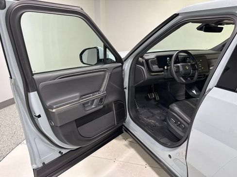 Used 2023 Rivian R1T Adventure AWD/4WD image 9