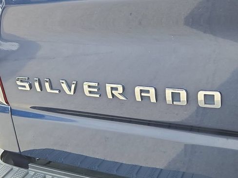 Used 2022 Chevrolet Silverado 1500 RST w/ LPO, Blackout Package RWD image 17