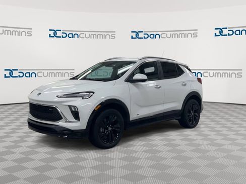 Certified 2025 Buick Encore GX Sport Touring w/ Advanced Technology Package image 4