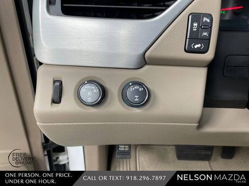 Used 2019 GMC Yukon SLT image 24