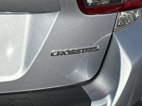 Used 2023 Subaru Crosstrek 2.0i Premium AWD/4WD image 5