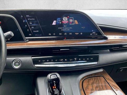 Used 2023 Cadillac Escalade ESV Sport Platinum w/ LPO, ONYX Package AWD/4WD image 8