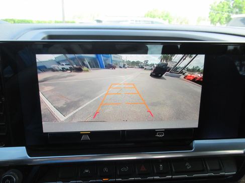 Used 2023 Chevrolet Silverado 1500 LT image 28