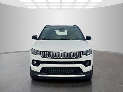 Certified 2025 Jeep Compass Limited AWD/4WD image 2