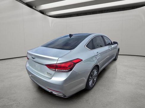 Used 2015 Hyundai Genesis 3.8 w/ Option Group 02 image 9
