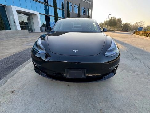 Used 2022 Tesla Model 3 RWD image 3