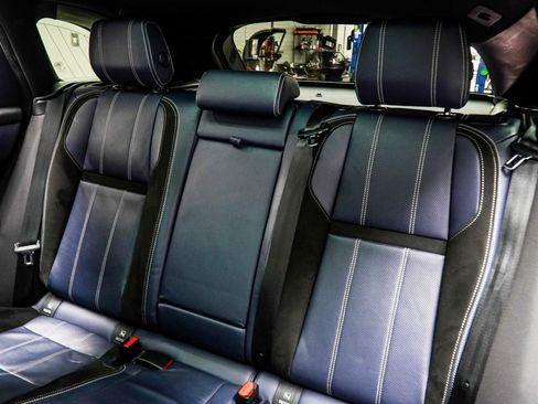 Used 2021 Land Rover Range Rover Velar R-Dynamic S image 37