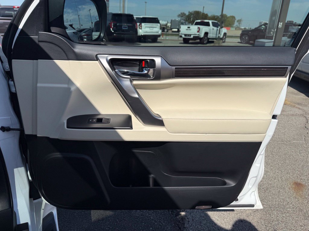 Used 2023 Lexus GX 460 Premium AWD/4WD image 22