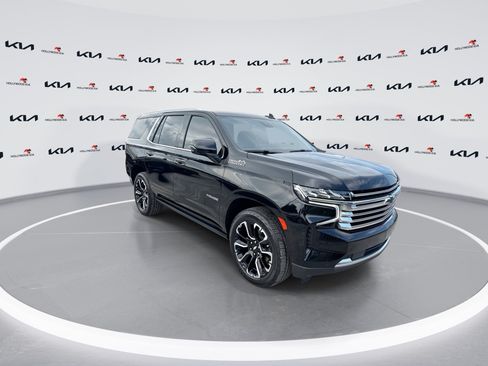 Used 2023 Chevrolet Tahoe High Country w/ Premium Package 2 RWD image 2