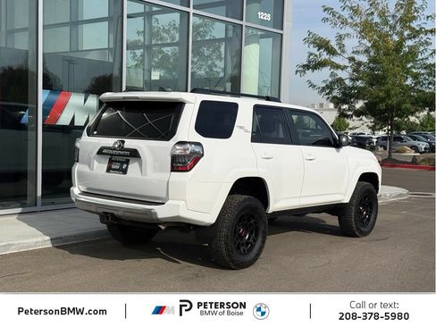 Used 2022 Toyota 4Runner TRD Off-Road Premium AWD/4WD image 5